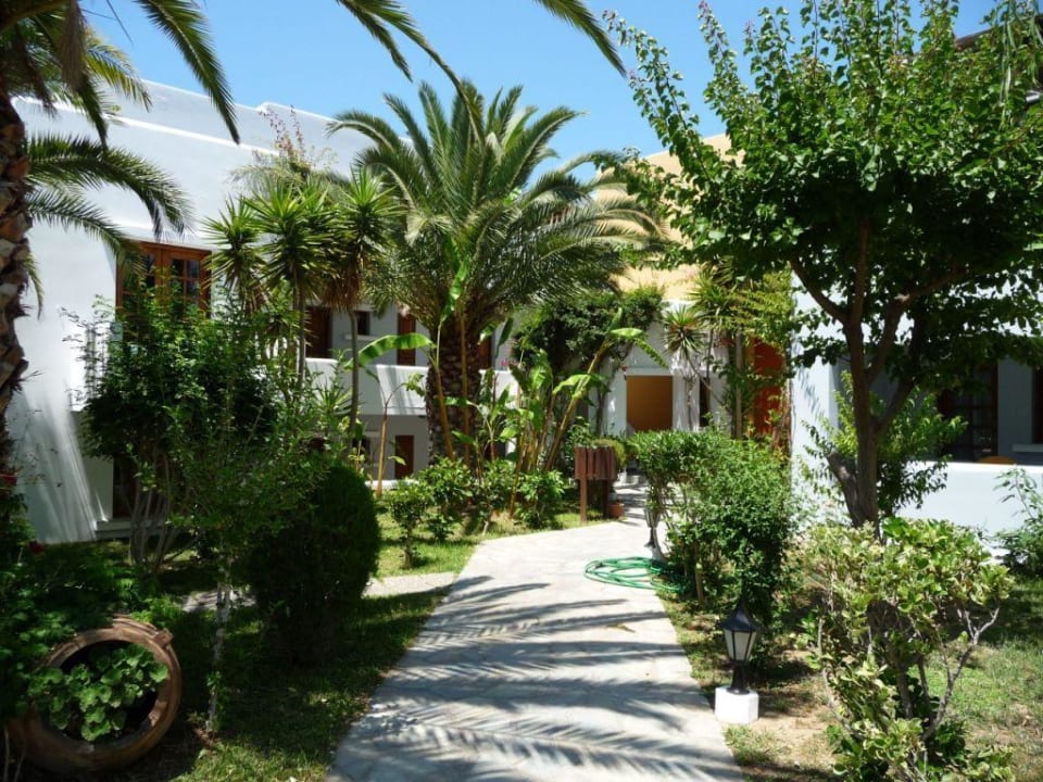 Gartenanlage Atlantica Marmari Beach
