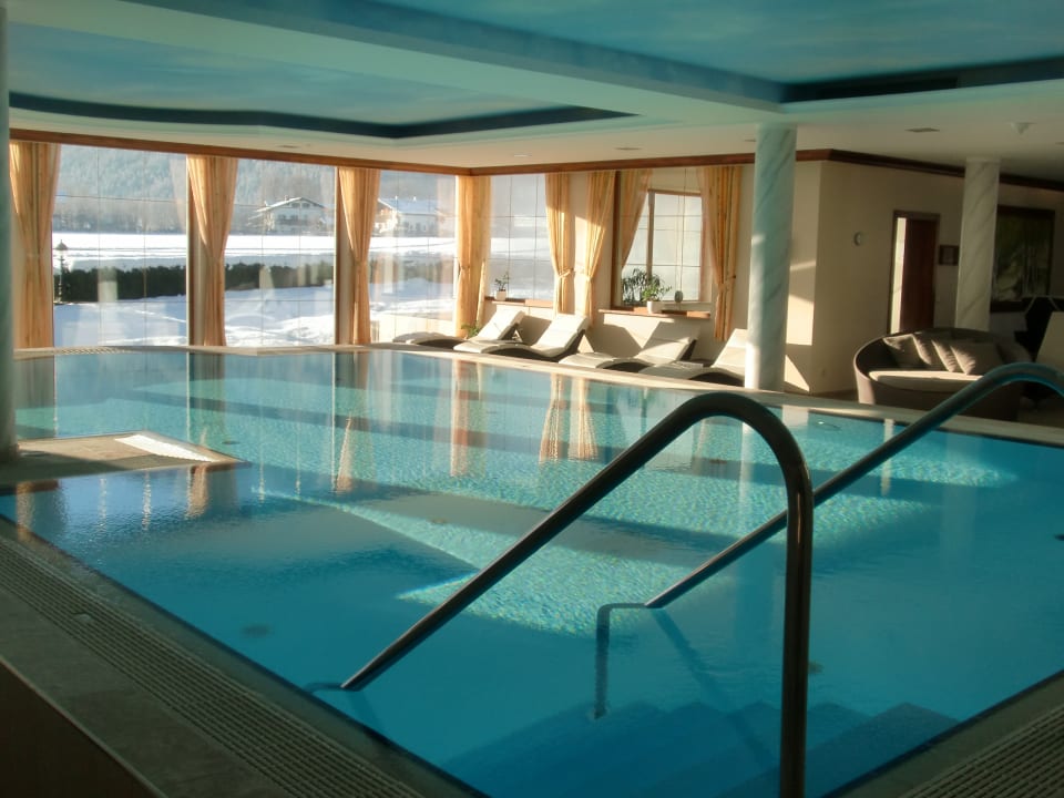 Pool Wellnesshotel Zechmeisterlehen