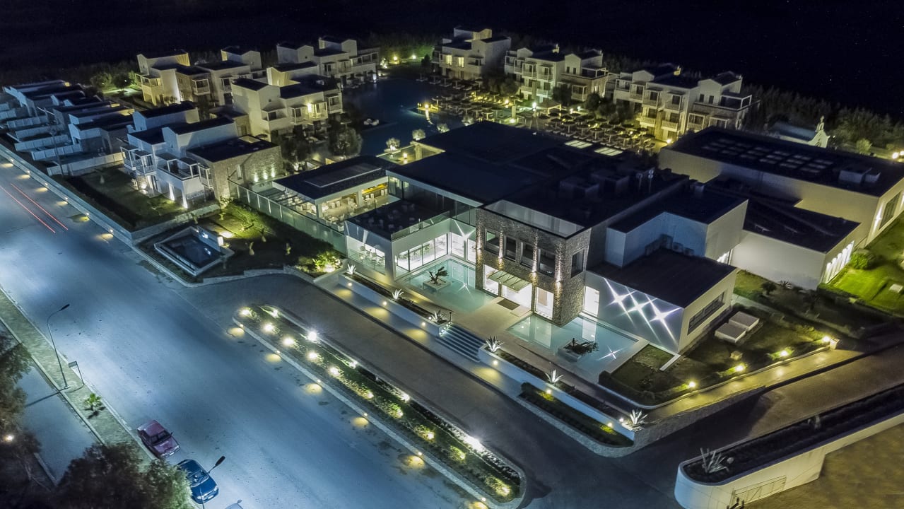 Außenansicht Diamond Deluxe Hotel & SPA