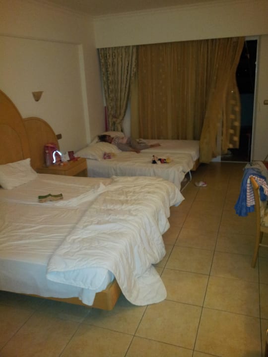 Rodinný pokoj - superior Hotel Kalithea Horizon Royal