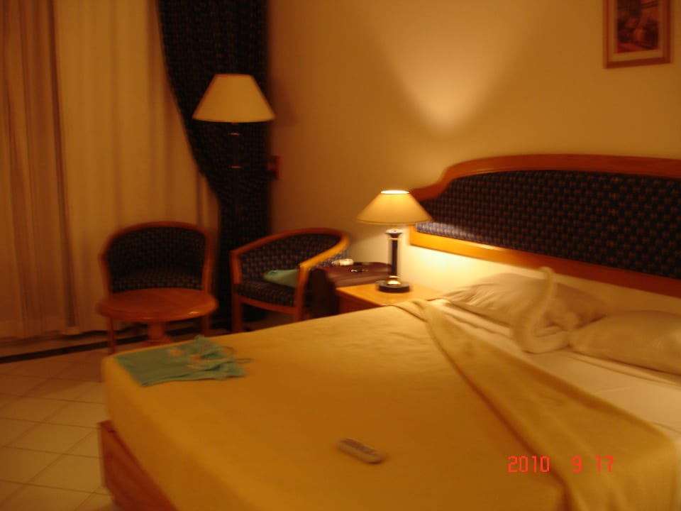 Спальня Desert Rose