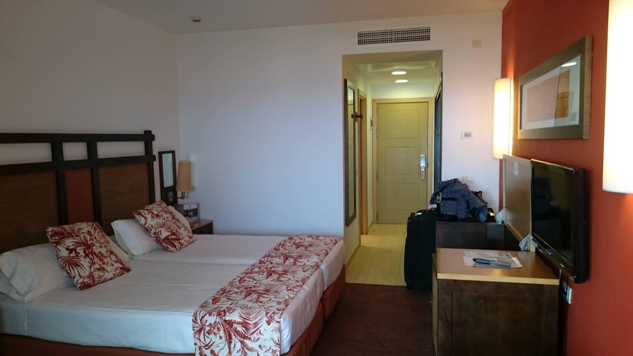Blick ins Zimmer Hotel Costa Calero