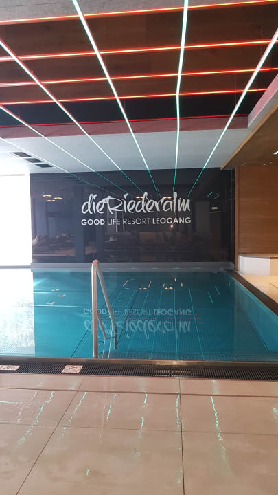 Pool Hotel Riederalm