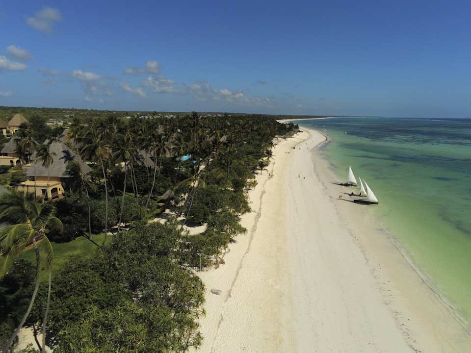 Strand Neptune Pwani Beach Resort & Spa