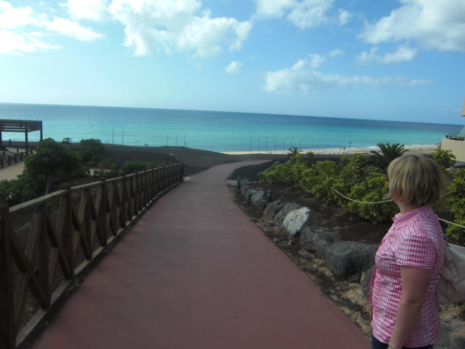 Weg zum Strand Iberostar Waves Gaviotas Park