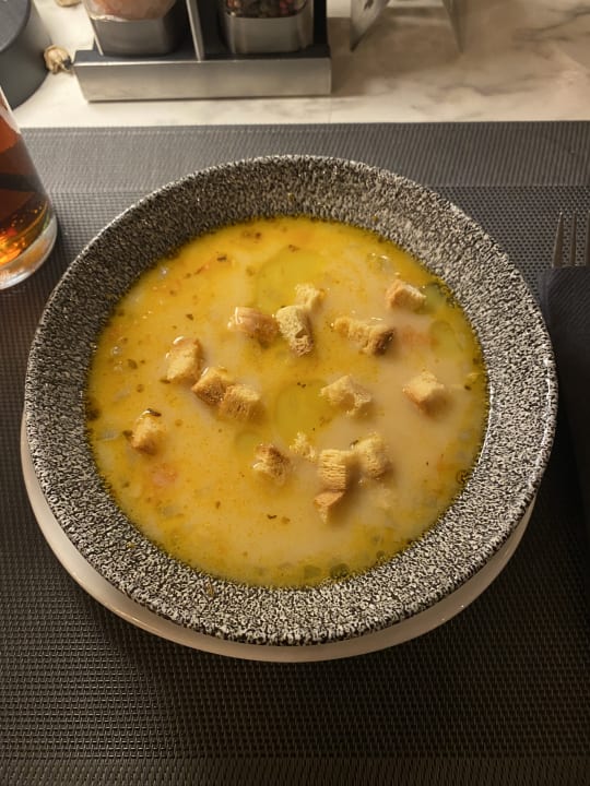 Gastro Crystal Springs Beach Hotel