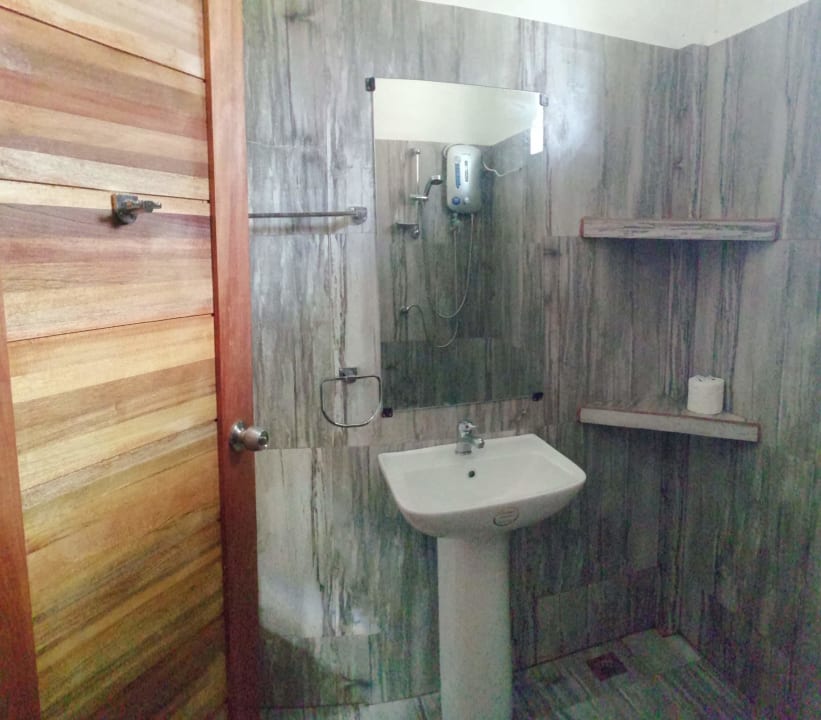 Zimmer Big Bamboo Beach Resort Sipalay