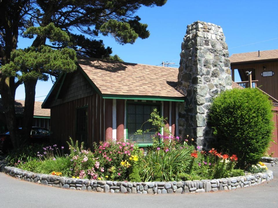Ireland's Rustic Lodges in Gold Beach, Oregon Hotel Ireland's Rustic Lodges