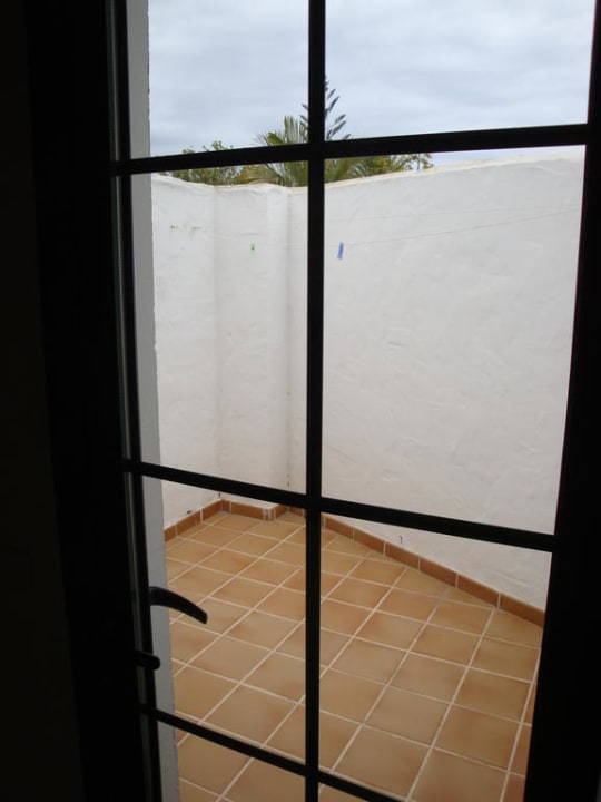 "Innenhof" mit Wäscheleine Bungalows Cordial Sandy Golf