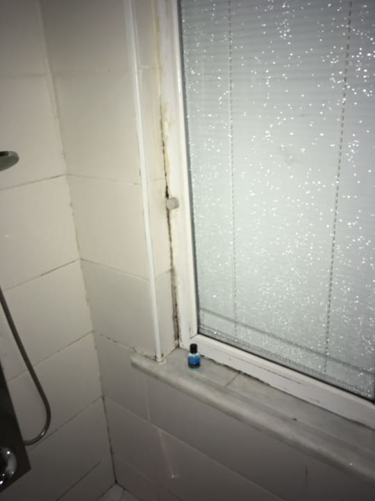 Zimmer Hotel Airport Residence