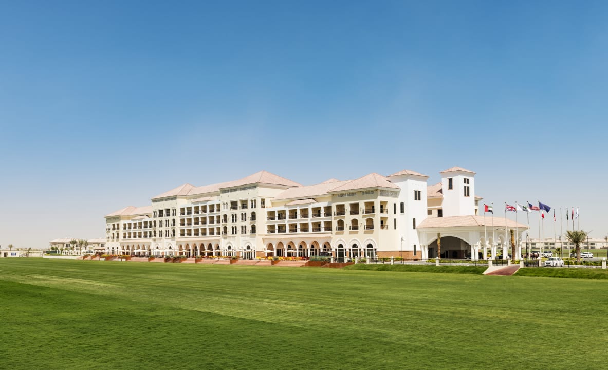 Außenansicht Al Habtoor Polo Resort