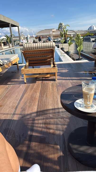 Pool Jacaranda Luxury Resort