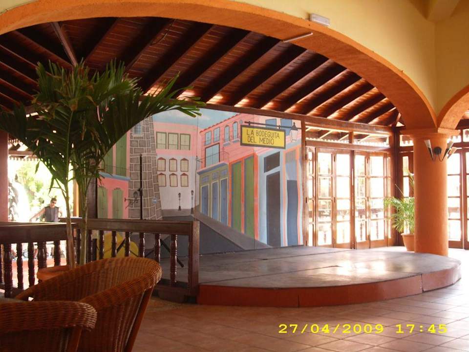 Kulisse für Live Musik Starfish Cuatro Palmas