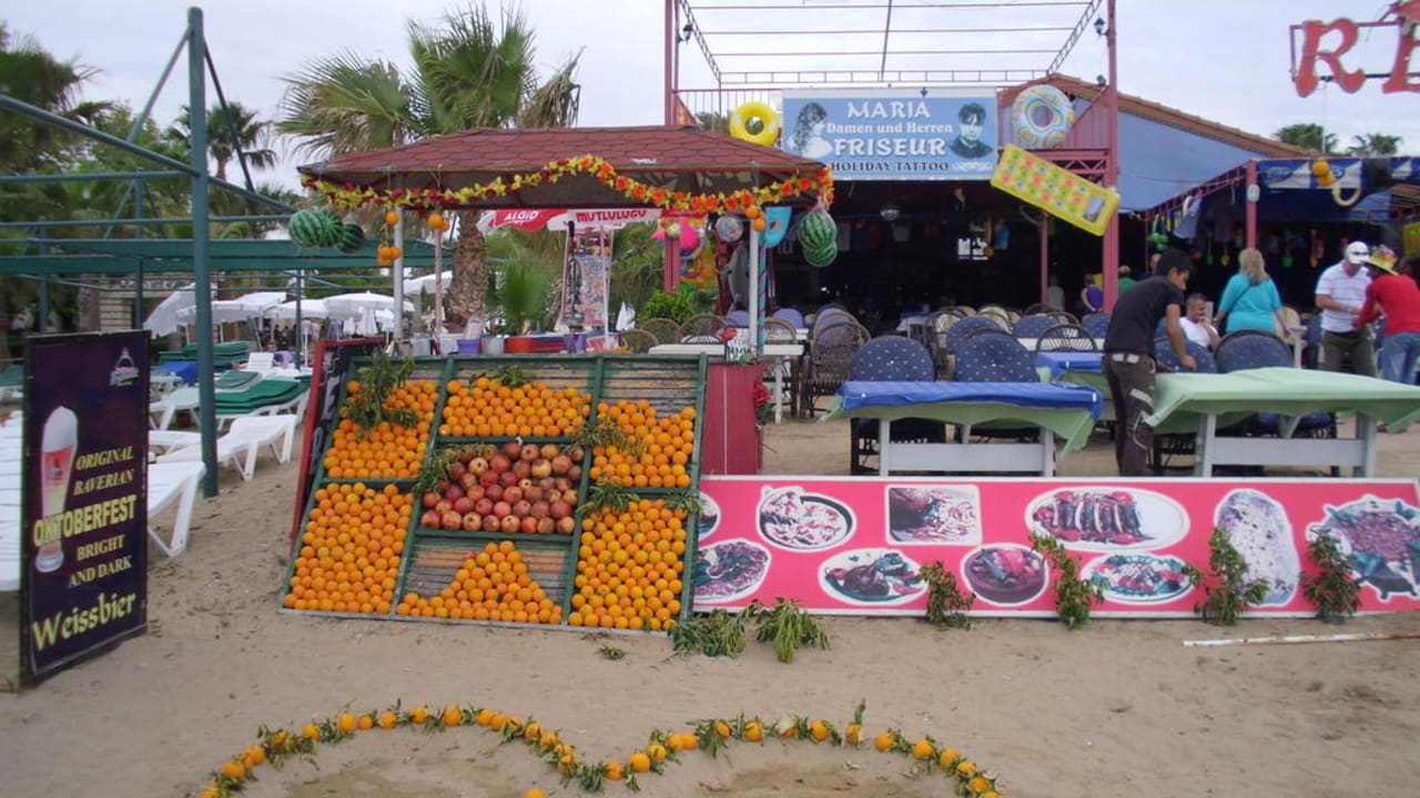 Am Hotel-Strand PALOMA Perissia