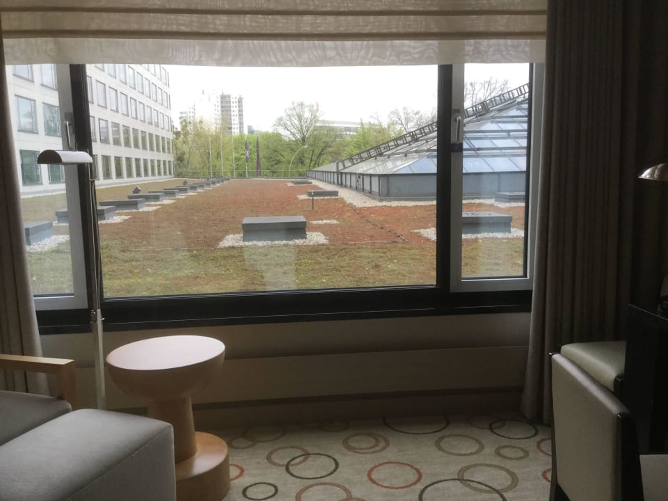 Ausblick aufs Dach Sheraton Berlin Grand Hotel Esplanade