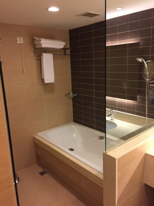 Zimmer Parsian Azadi Hotel