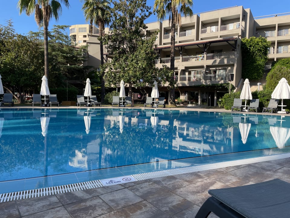 Pool Barut Hemera