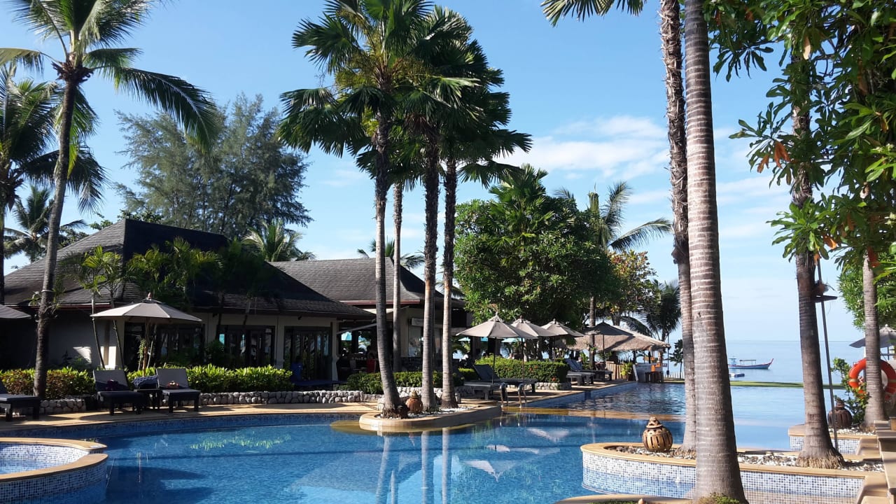 Hauptpool La Flora Khao Lak