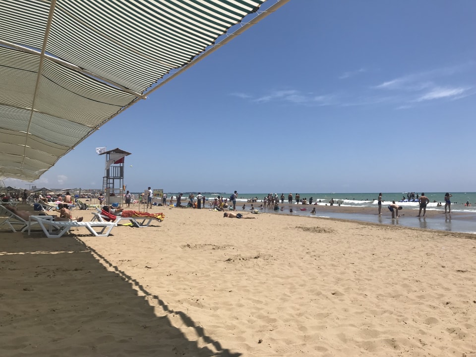 Strand Well Palace Side