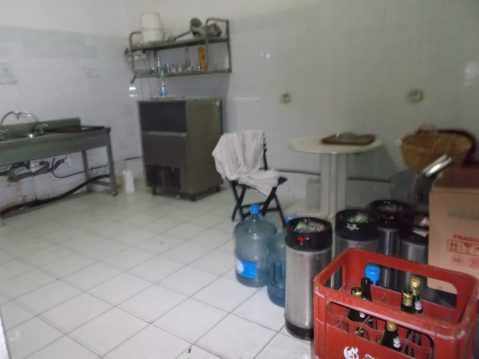 Küche nochmal mit viel toten Tieren, lecker Hotel Nesrine