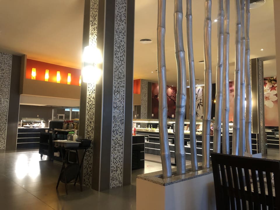 Gastro Hotel Riu Republica - Adults only