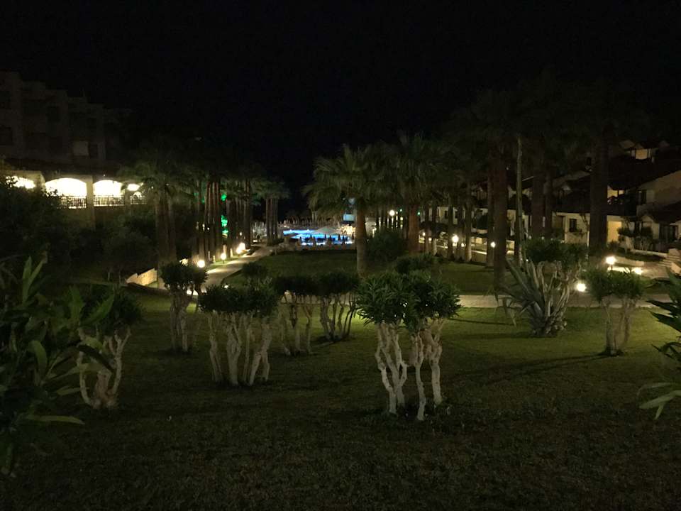 Gartenanlage Melas Holiday Village