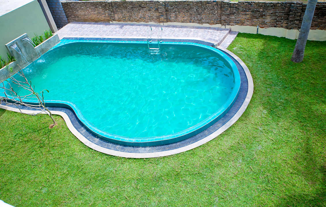 Pool Hotel Star White - Negombo