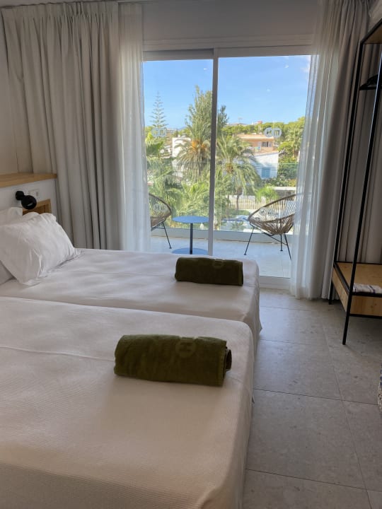 Zimmer Hotel HM Ayron Park