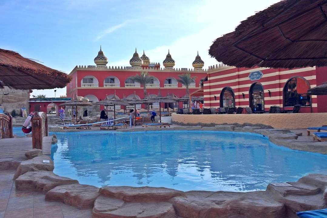 Aktivpool Pickalbatros Alf Leila Wa Leila Resort - Neverland Hurghada