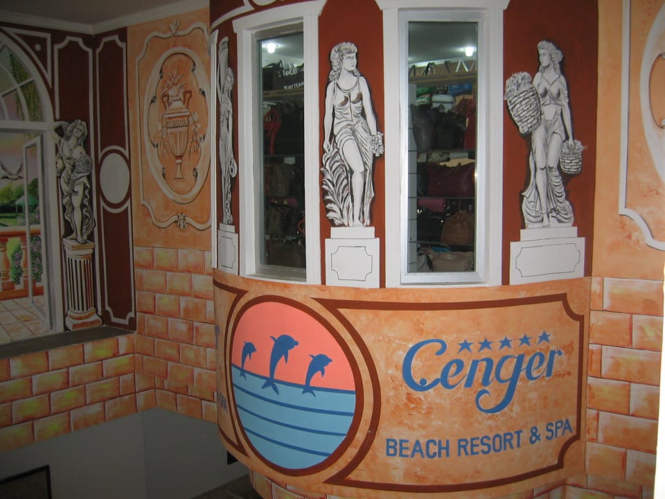 Sehr schöne Ansichten im innern des Hotesl Cenger Beach Resort & Spa