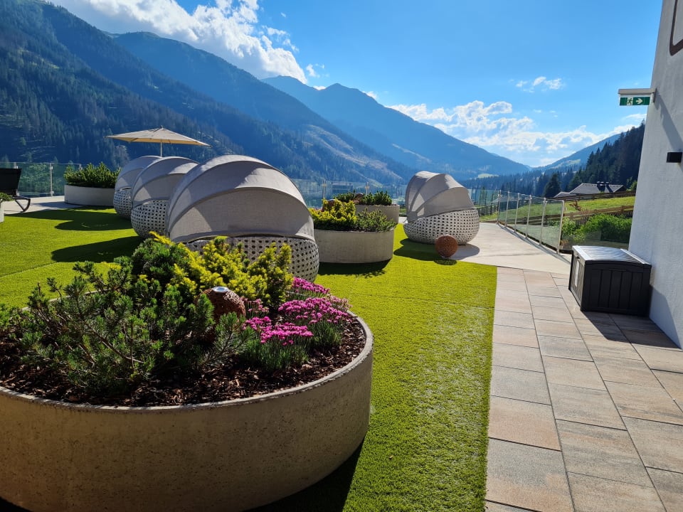Gartenanlage Almfamilyhotel Scherer