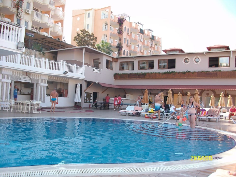 Poolanlage Hotel Club Paradiso