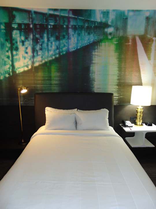 Zimmer Hotel Marriott at the Brooklyn Bridge