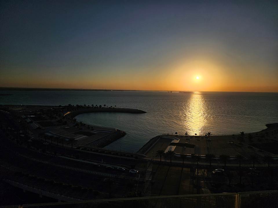 Zimmer Mövenpick Resort Al Marjan Island