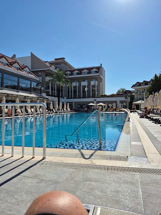 Pool Side Story Resort & Spa