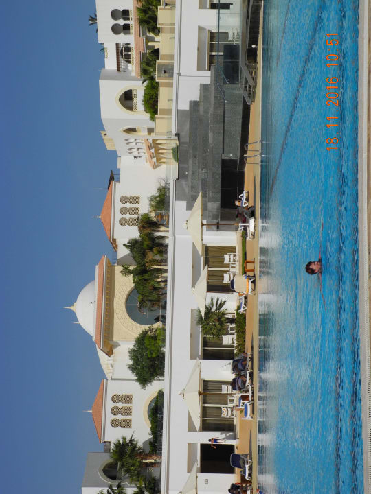 Wasserkaskade am Pool Old Palace Resort Sahl Hasheesh