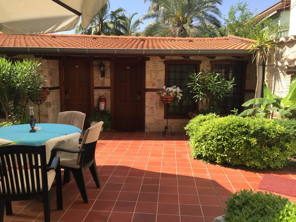 Innenhof Dogan Hotel by Prana Hotels & Resorts