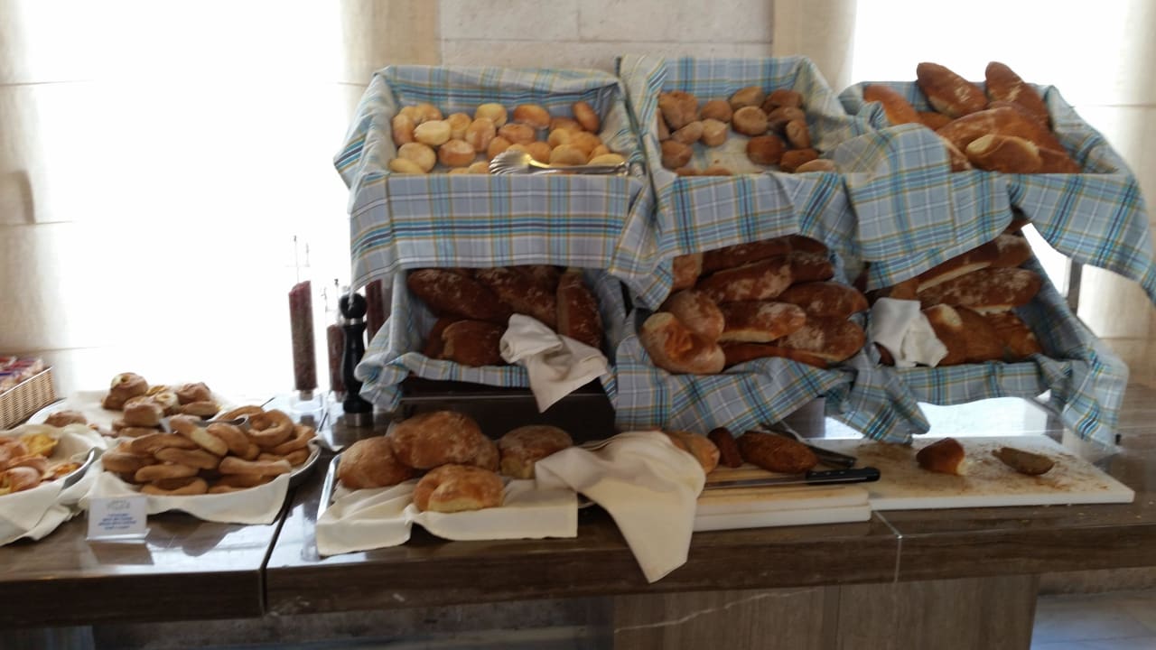 Büffet Mediterranean Village Hotel & Spa