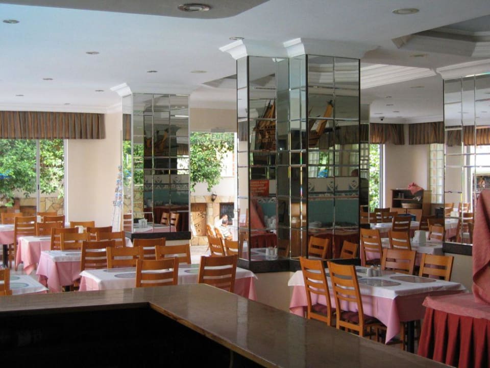 Restaurant innen Kleopatra Balik