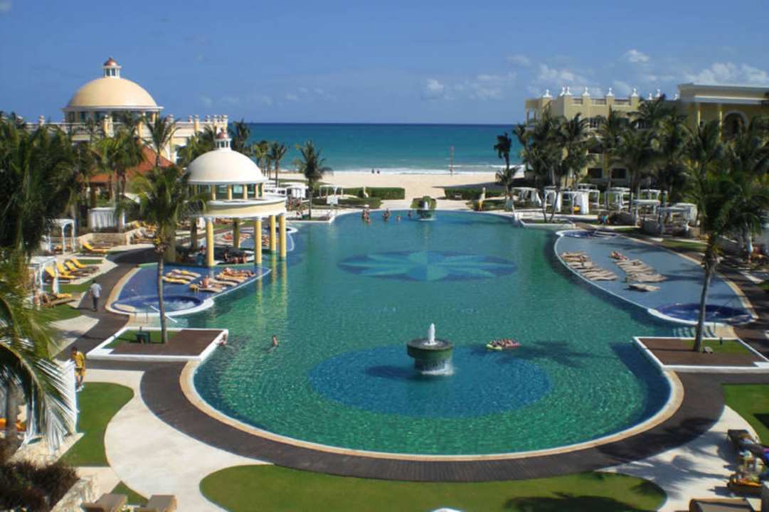 Main pool JOIA Paraiso by Iberostar