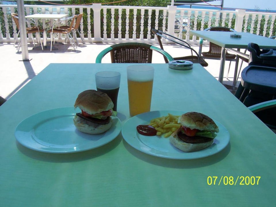 Mittagssnack Hotel Club Nena