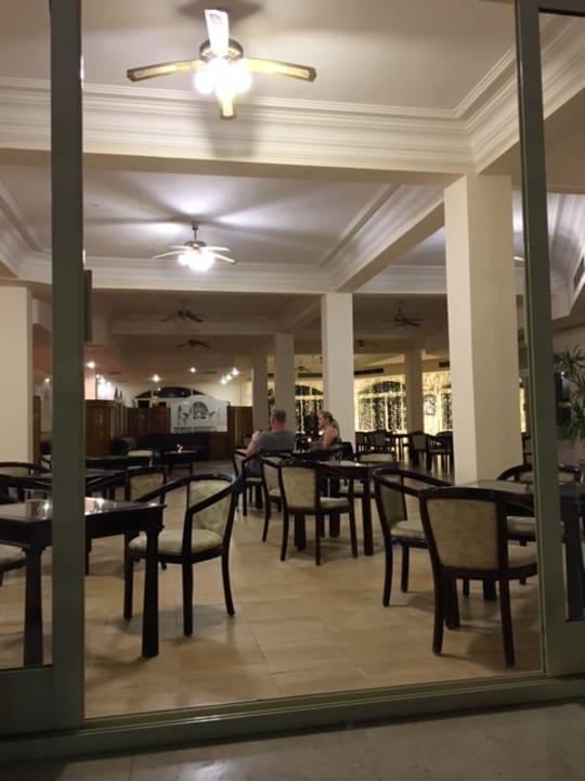 Gastro Brayka Bay Resort