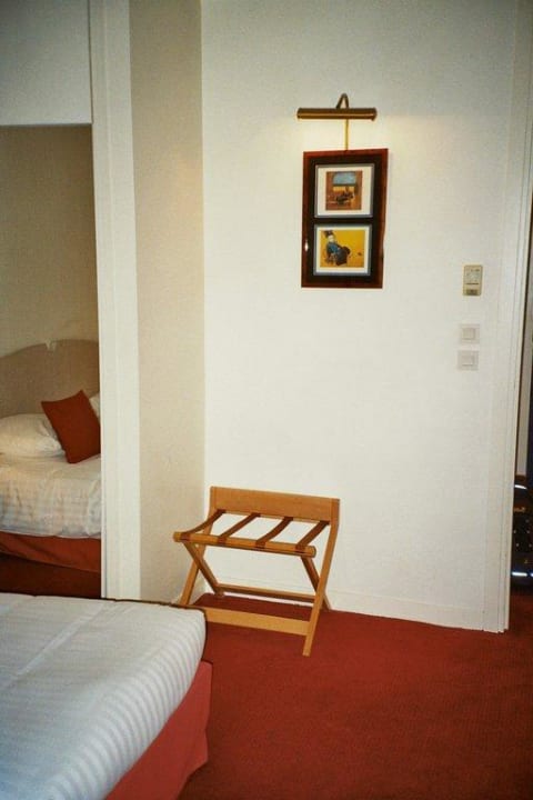 Zimmer Hotel Kyriad Paris 10 - Gare De L'est