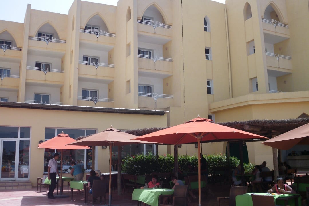 Der Italiener Skanes Serail Aquapark