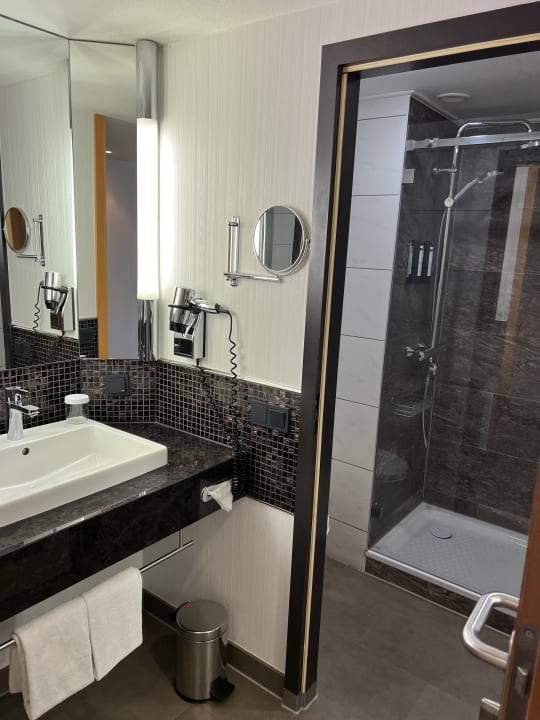 Zimmer Mövenpick Hotel Nürnberg Airport