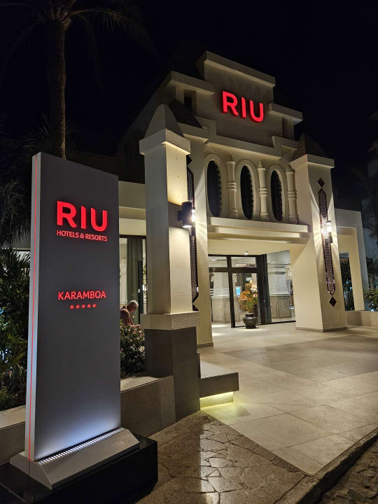 Außenansicht Hotel Riu Karamboa