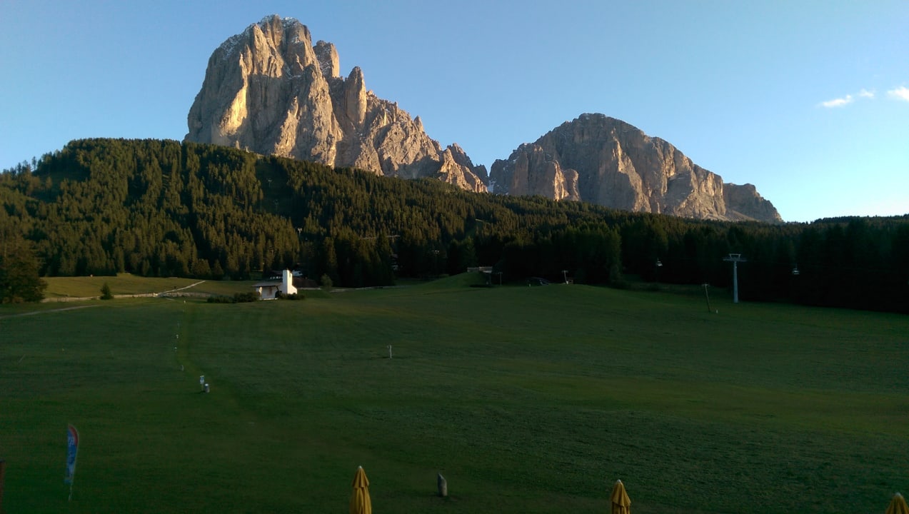 Ausblick Monte Pana Dolomites Hotel