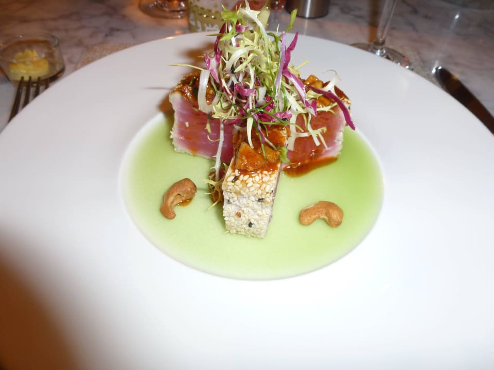 Thunfisch Ajman Saray, a Luxury Collection Resort