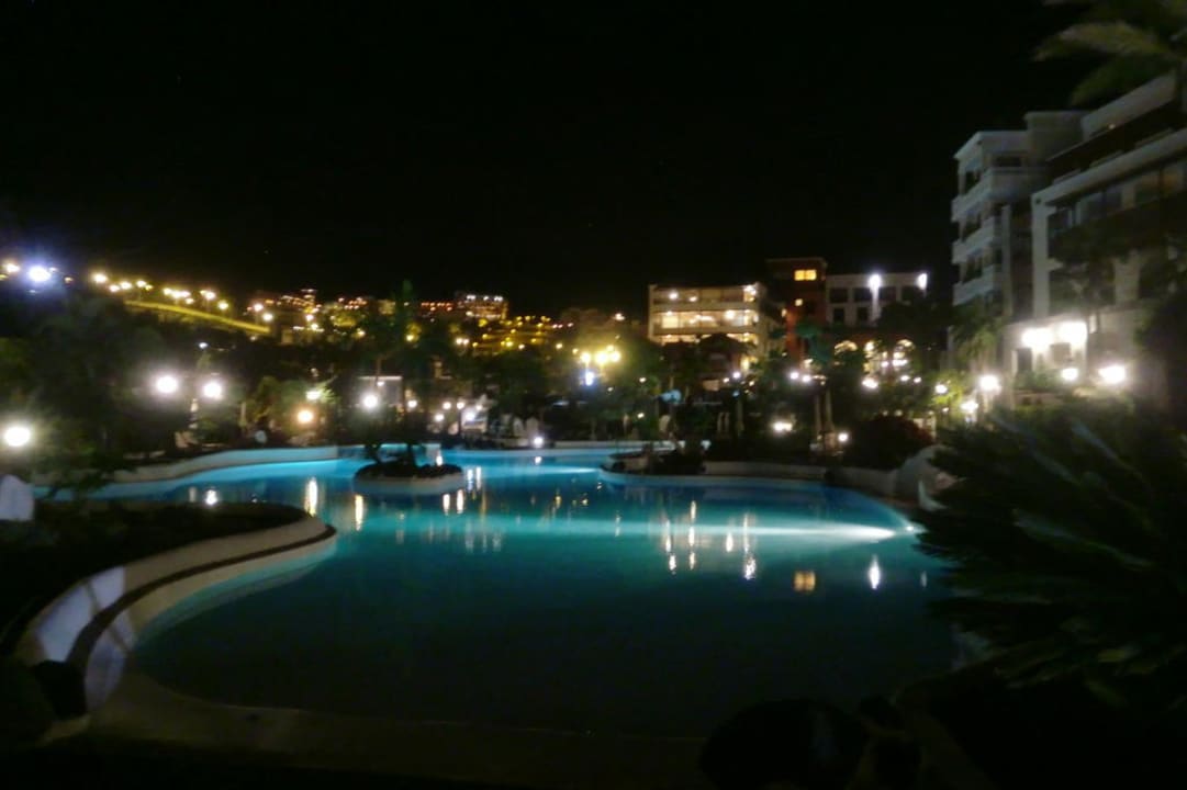 Pool am Abend Gran Tacande Wellness & Relax Costa Adeje