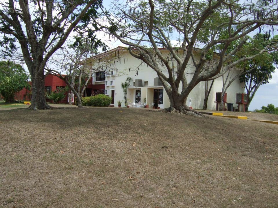 Gartenanlage Hotel Rancho Hatuey
